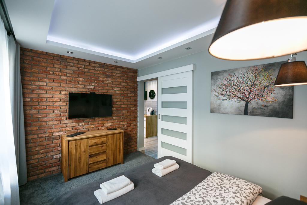 Apartament Em Klimatyzacja&Parking Rzeszów Exterior foto